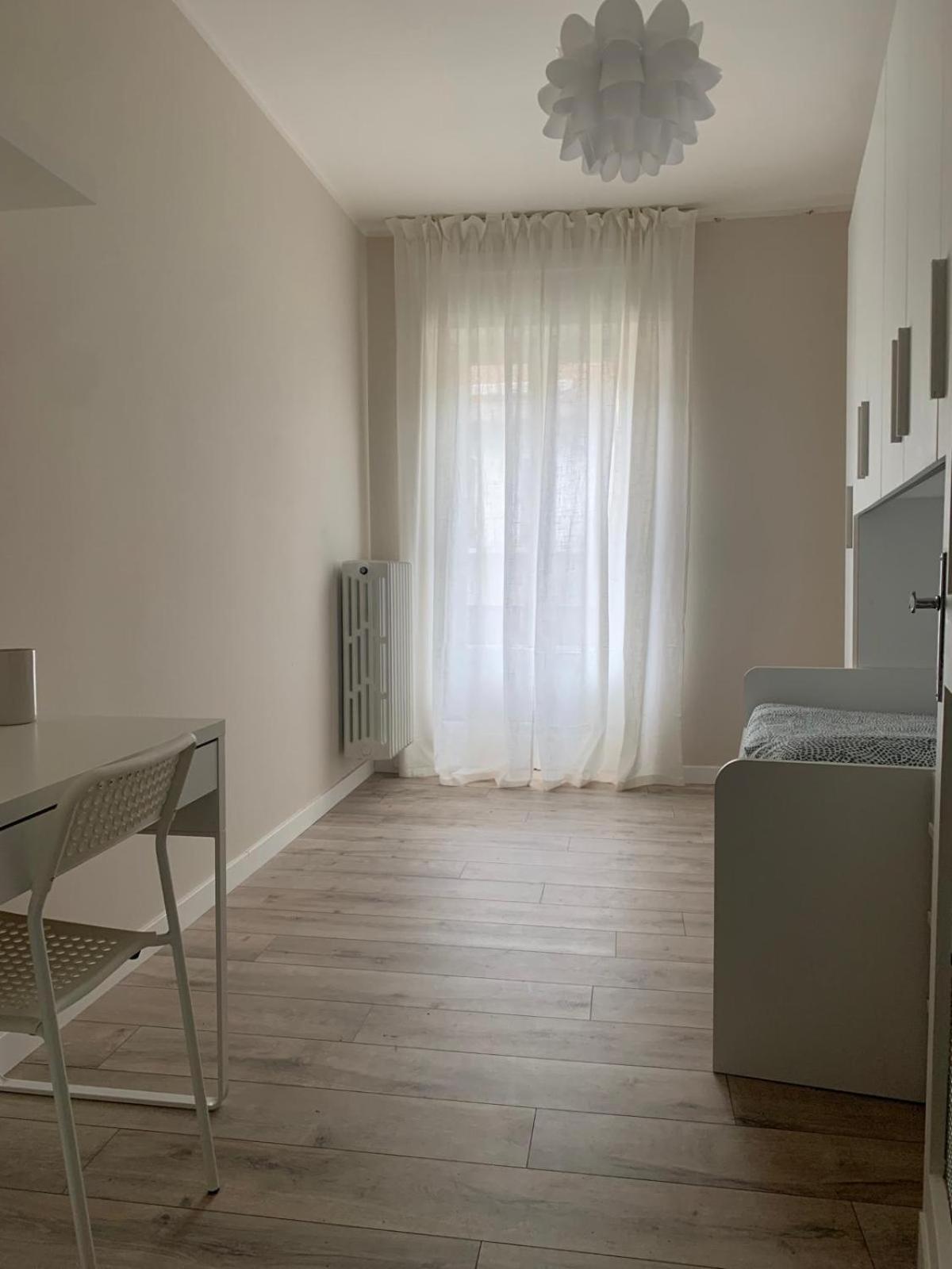 La Casa Di Tina - Civenna Villa Bagian luar foto
